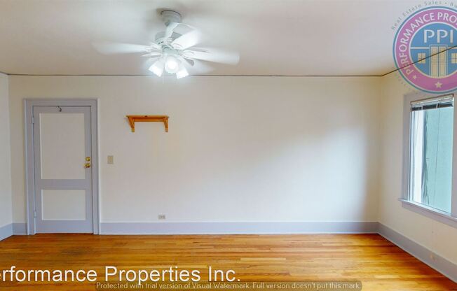 1526 SE Hawthorne Blvd. #1-11