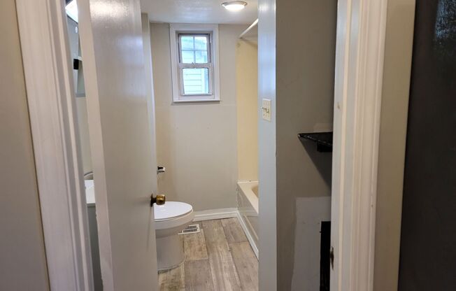 1 bed, 1 bath, $850