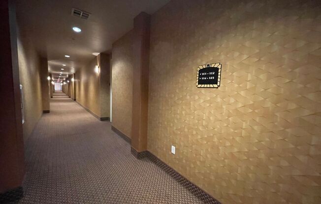 Available NOW!-2 Bedroom Unit in Manhattan Guard Gated Community!