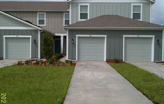 3/2 Townhome in Bay Pointe!