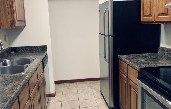 2 beds, 1 bath, $1,615