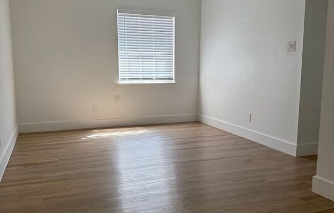 2 beds, 1 bath, 750 sqft, $1,500, Unit K704 - 307 - 105