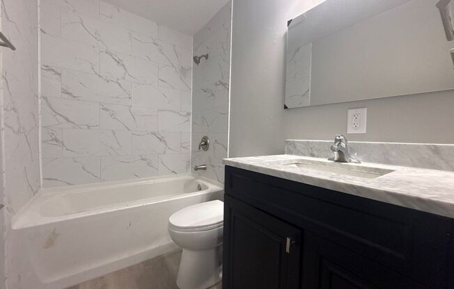 2 beds, 1 bath, $795, Unit B8