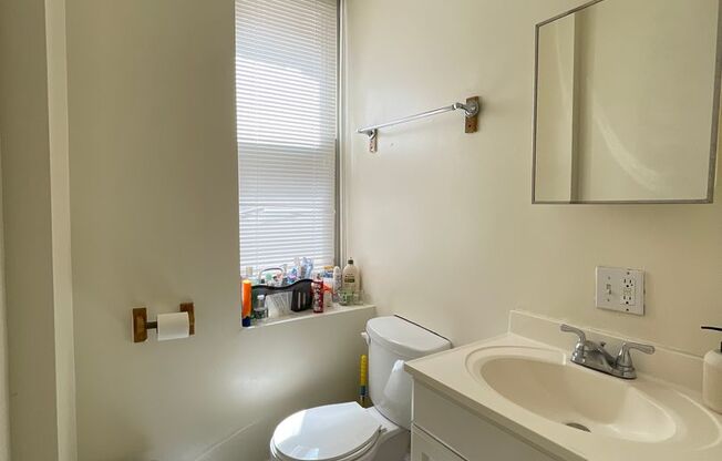 2 beds, 1 bath, 1,400 sqft, $1,495, Unit 4530-C21