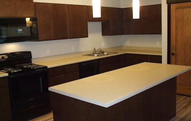 Palouse Prairie Apts