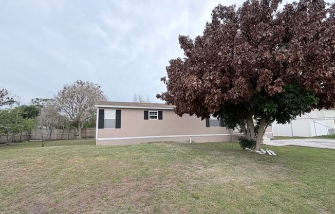 3/2 Manufactured Home for Rent in Boggy Creek area.