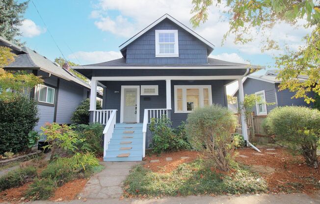 Beautifully Remodeled Richmond 3 Bed/2 Bath Craftsman!