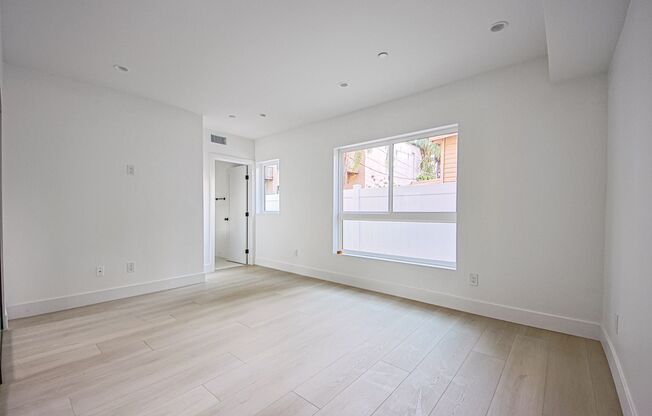 3 beds, 3.5 baths, 1,652 sqft, $4,550, Unit 1223 1/2 June St