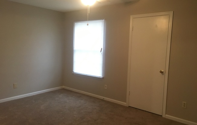 2 beds, 2 baths, $1,350