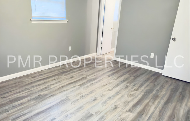 3 Bedrooms/1.5 Bathroom House