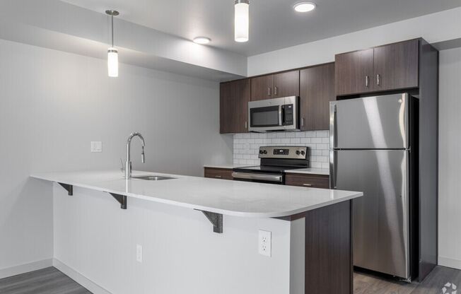 2 beds, 2 baths, 800 sqft, $1,900, Unit A204