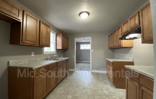 182 VAAL AVE