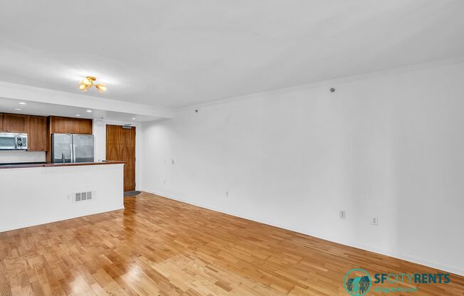 Pacific Heights: 7th Floor Condo w/ Office, Patio, Parking, Gym & Pool @ Pacific Place