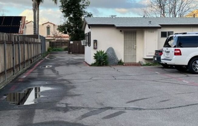 Laurel Villas