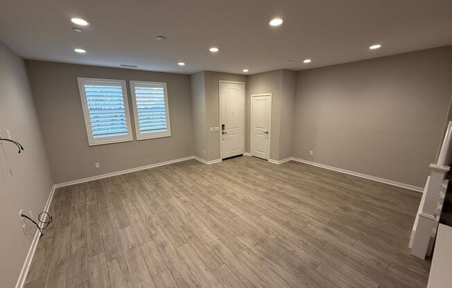 West Creek 3 Bedroom Home for Rent in Valencia!