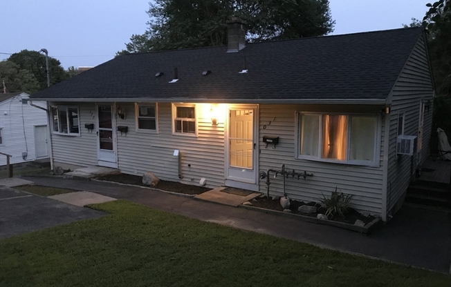 130 BLITHEWOOD AVE