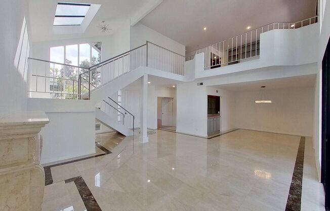 **Move-In Special!!** One-of-a-kind 3 Bedroom, 3 Bathroom Newport Beach Home!