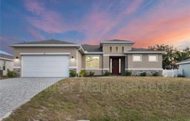 305 NORTHWEST 18 PL