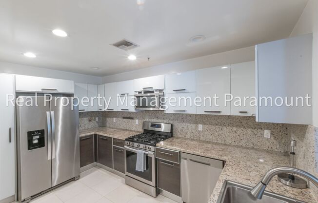 3 beds, 2 baths, $4,950, Unit # 104