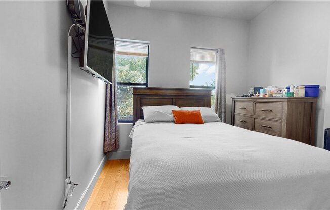 262 RIDGEWOOD AVE