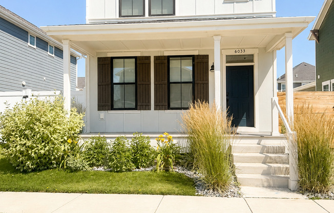 Beautiful 3-Bedroom, 2.5-Bath Home in the Desirable Annafeld Community