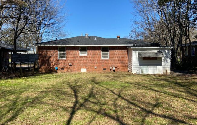 **AVAILABLE NOW**3 Bedroom / 1 Bathroom House for Rent in Columbus GA 31903**