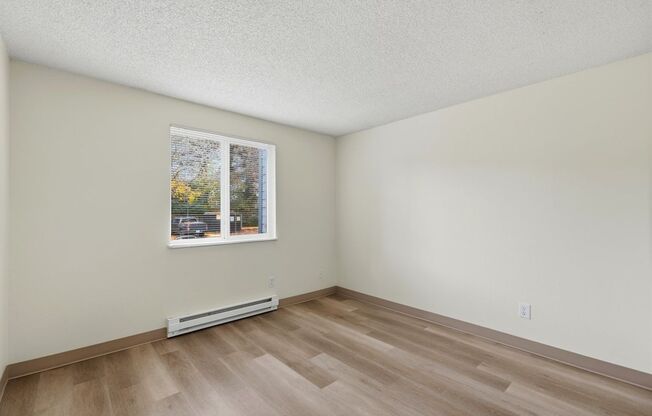 1 bed, 1 bath, 596 sqft, $1,550, Unit 84