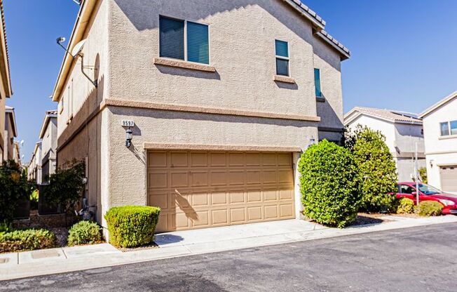 3 beds, 3 baths, $2,200