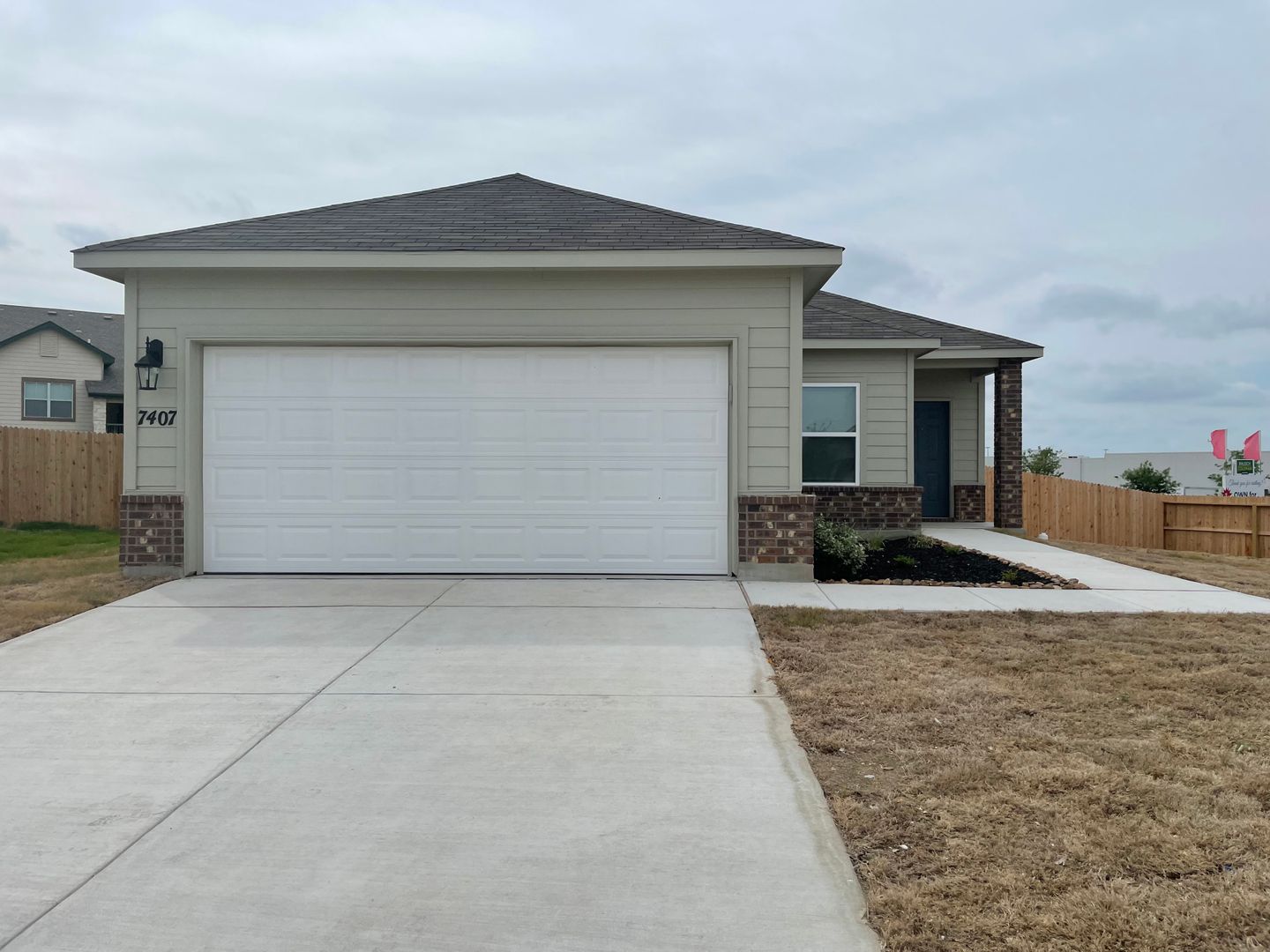 7407 Capstone Ridge