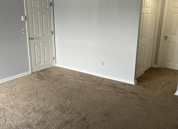 2 beds, 2 baths, 1,000 sqft, $2,000, Unit H125