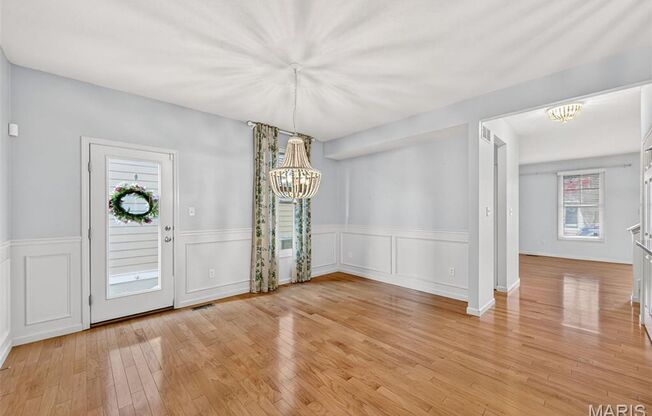 4 beds, 3.5 baths, 2,580 sqft, $3,100, Unit Simeon Bunker Street - 3275