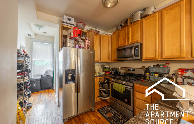 1720 W Beach Ave