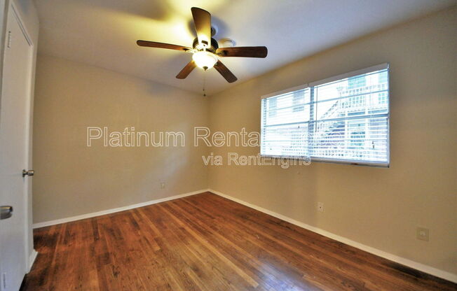 711 Argonne Ave NE