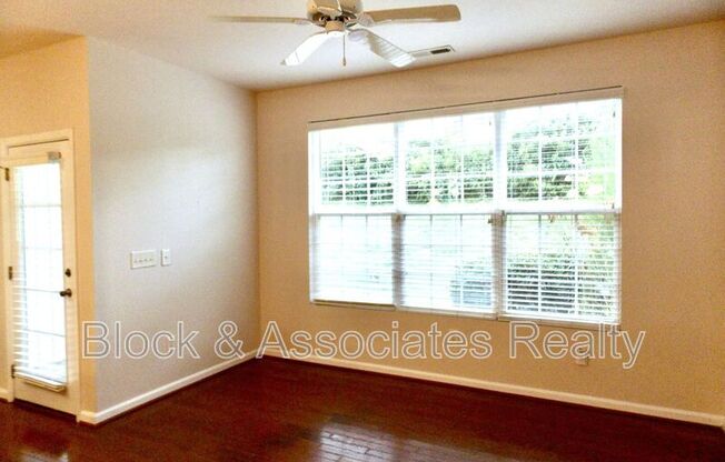 921 SHINING WIRE WAY