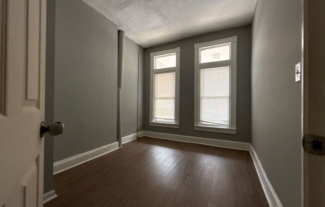 Spacious 4 Bedroom House in Baltimore