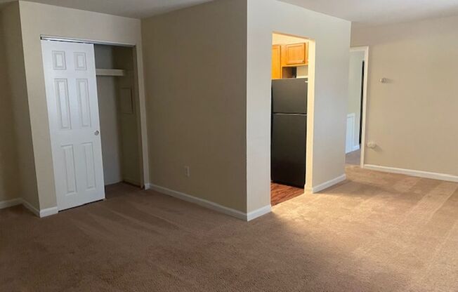 1 bed, 1 bath, 625 sqft, $1,205, Unit B05