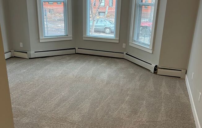 735 East 16th Street (New Town)