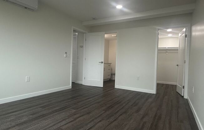 1 bed, 1 bath, 706 sqft, $2,400, Unit Casa Antigua-1215-18
