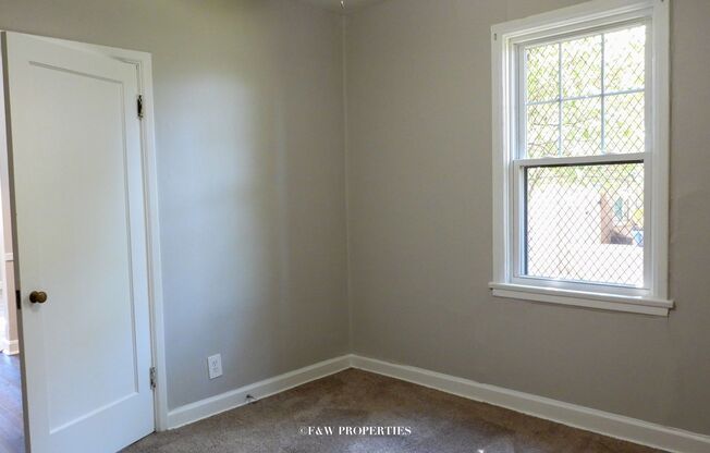 1 bed, 1 bath, 560 sqft, $920, Unit 55-17