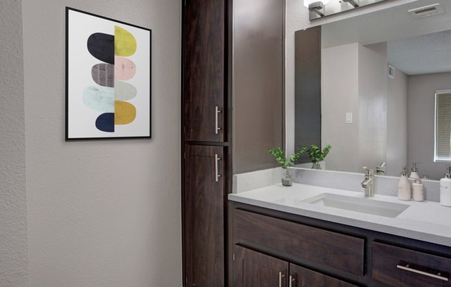 Elegant Bathroom | Apartment Complexes In Chandler Az | Arches at Hidden Creek