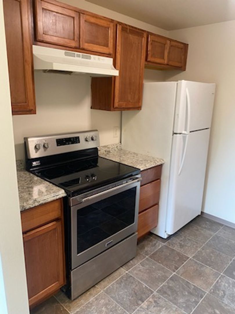 Nairne (690 NW Atalanta Way #K BLDG)