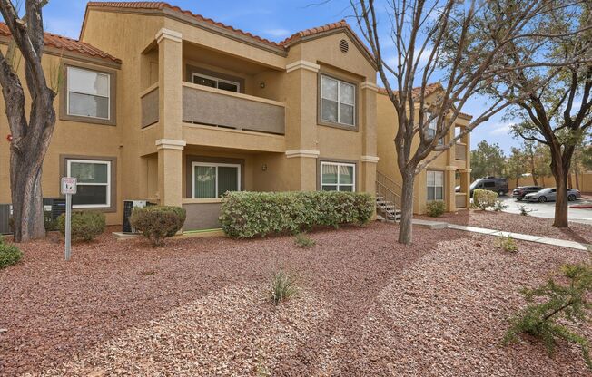 Nice Upgraded 2 Bedroom Condo in Gated Community - Eastern and 215