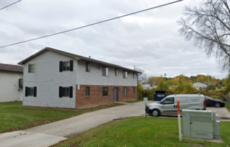 1530 Moraine Ter