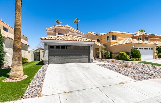 Great 3 bedroom home in South Shore!!