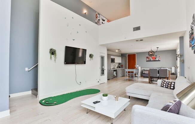 721 9th Ave