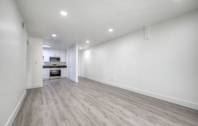 1 bed, 1 bath, 672 sqft, $2,195, Unit #38 - 1X1 672 SQ FT