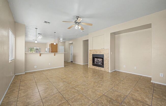 Beautiful Single-Level 3 Bedroom, 2 Bathroom Home in Maricopa