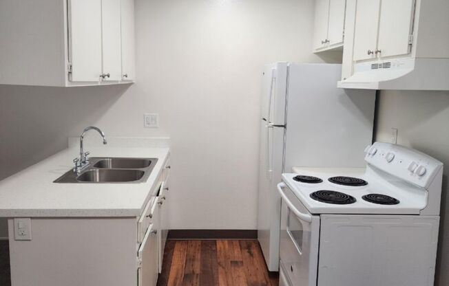 1 bed, 1 bath, 620 sqft, $1,750, Unit 08