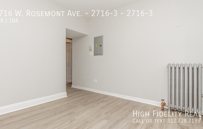 2716 W ROSEMONT AVE