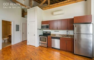 4 LEVERINGTON AVE